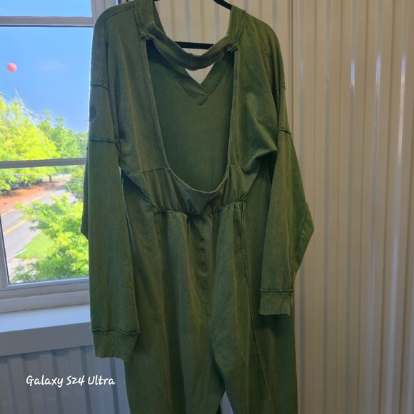 FP Movement by Free People Hot Shot Runner One-Piece Sold out online - Picture 9 of 12